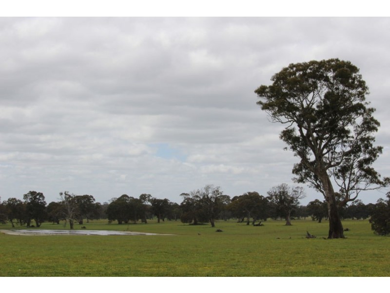 1 Glenbrook Road, Coojar VIC 3315