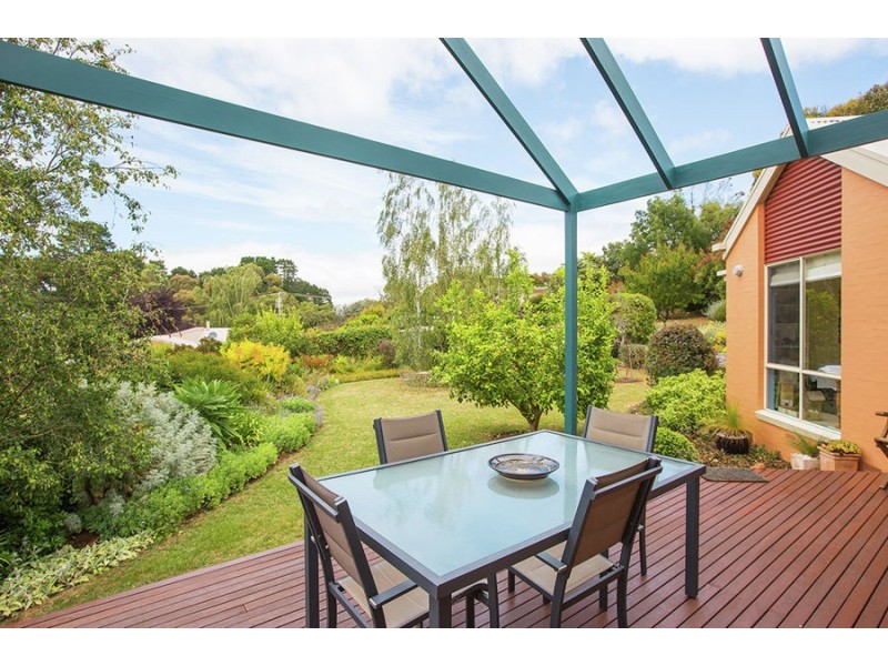 3 Grosvenor Place, Hamilton VIC 3300