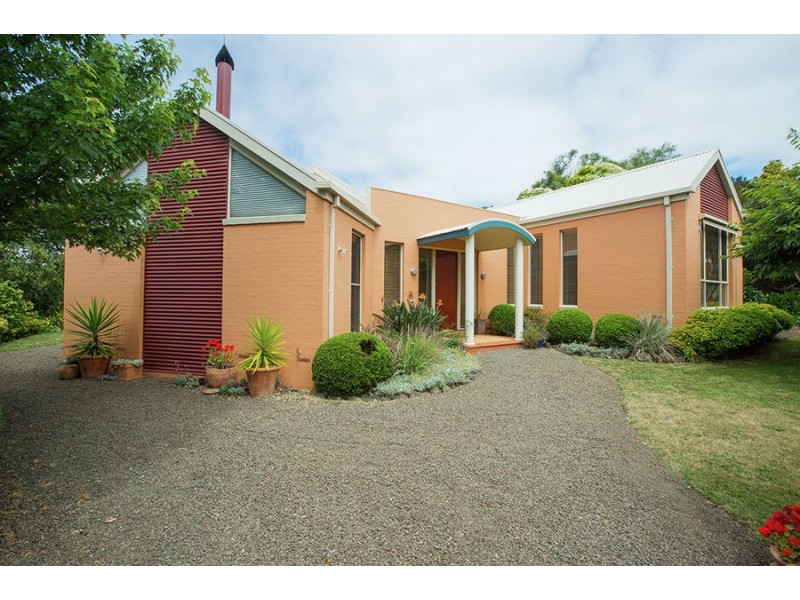 3 Grosvenor Place, Hamilton VIC 3300