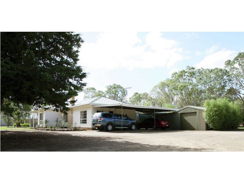 4642 Casterton-Edenhope Road,, Kadnook VIC 3318