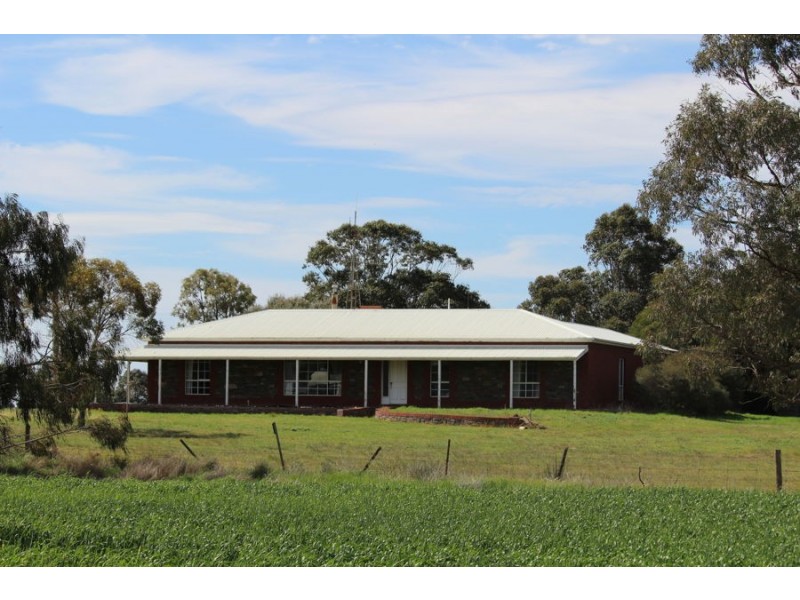 298 Arthurs Road, Telopea Downs VIC 3420