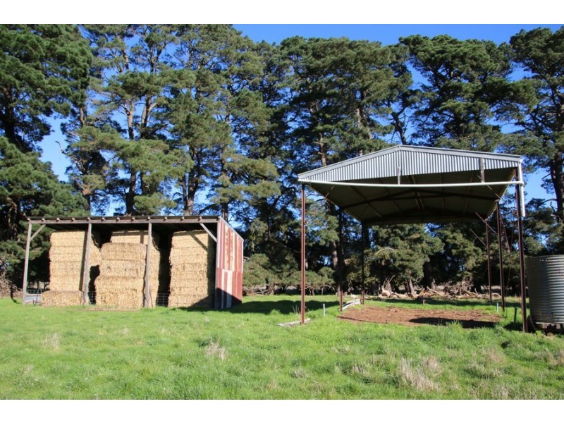 2215 Macarthur-Penshurst Road, Gazette VIC 3289