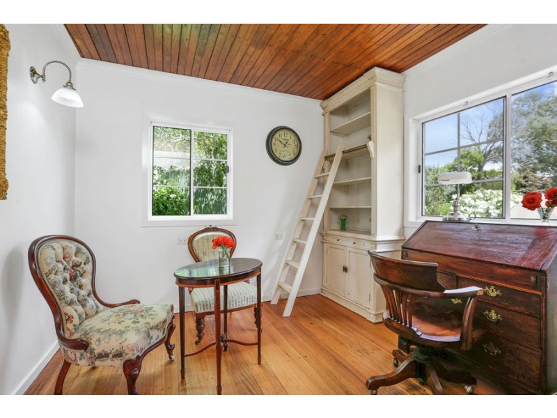 43 Claytons Road, Bochara VIC 3301