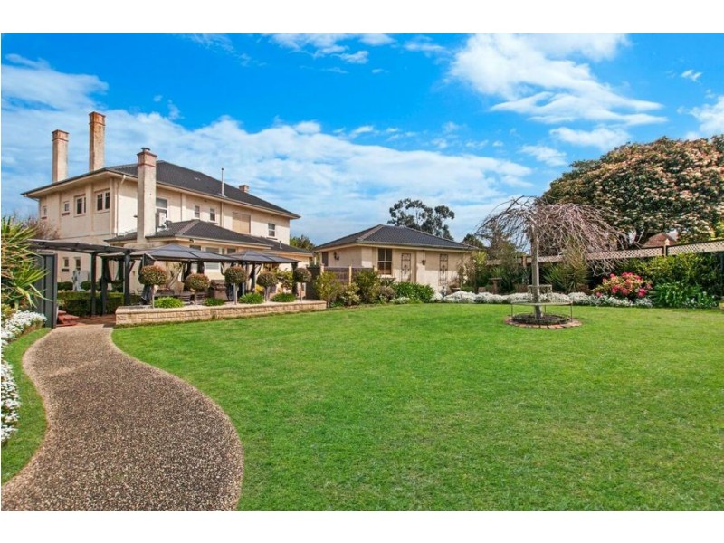 22 Pope Street, Hamilton VIC 3300