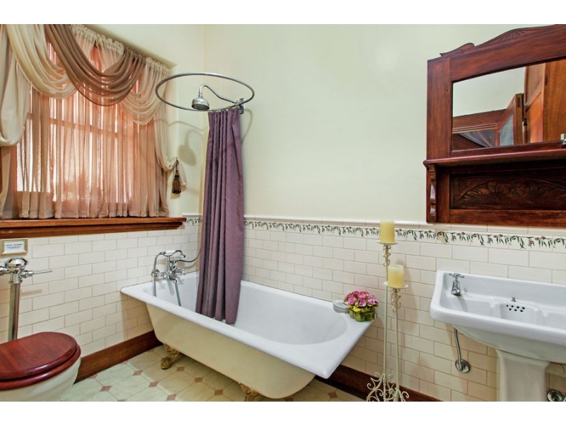 22 Pope Street, Hamilton VIC 3300