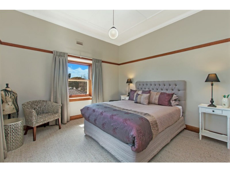 22 Pope Street, Hamilton VIC 3300