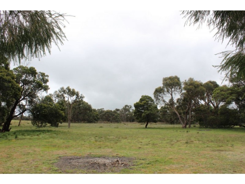 5402 Edenhope Coleraine Road, Harrow VIC 3317