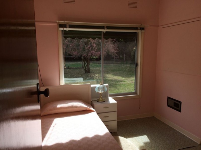 ‘Sunnyside’ Mustons Lane, Caramut VIC 3274