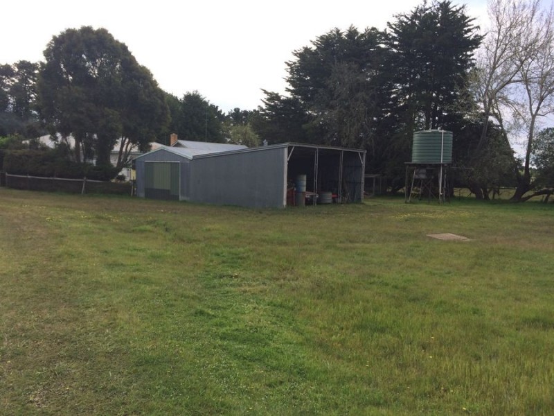 ‘Sunnyside’ Mustons Lane, Caramut VIC 3274