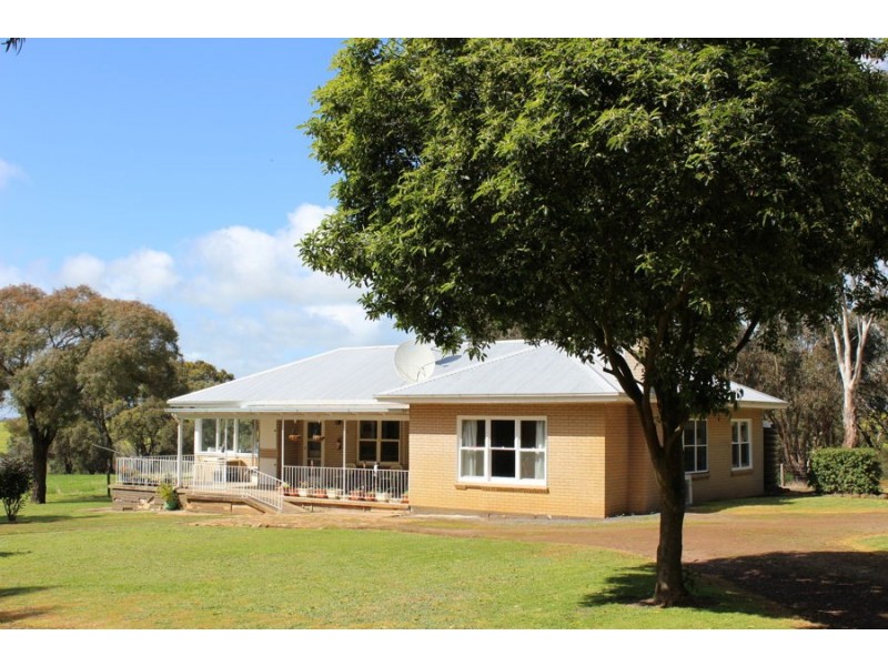 216 Astons Road, Nareeb VIC 3293