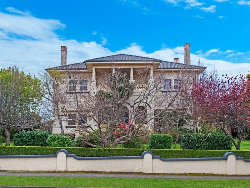 22 Pope Street, Hamilton VIC 3300