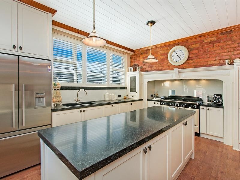 22 Pope Street, Hamilton VIC 3300