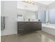99 W Schultz Road, Hamilton VIC 3300