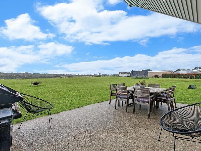 99 W Schultz Road, Hamilton VIC 3300