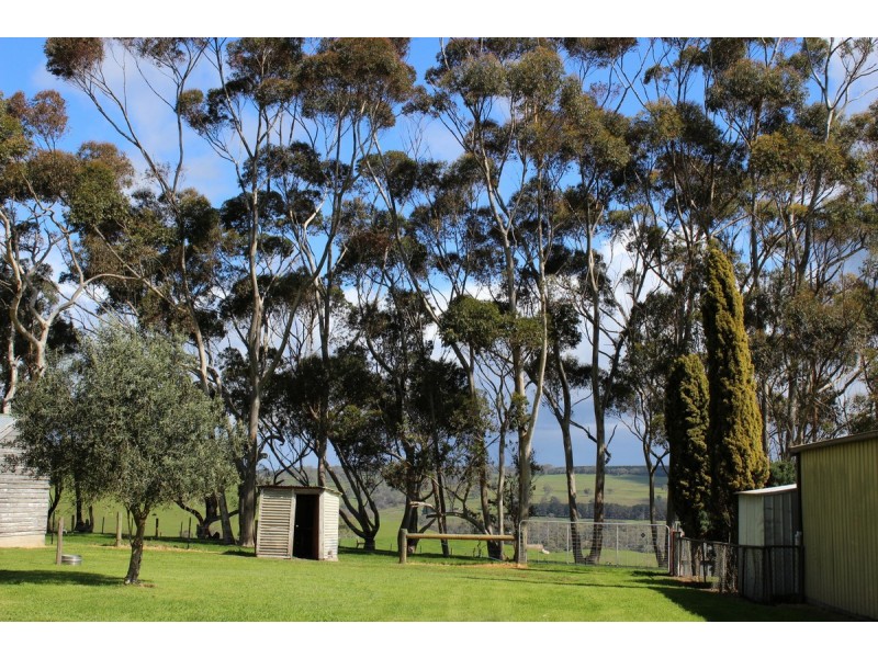 70 Sealeys Road, Sandford VIC 3312