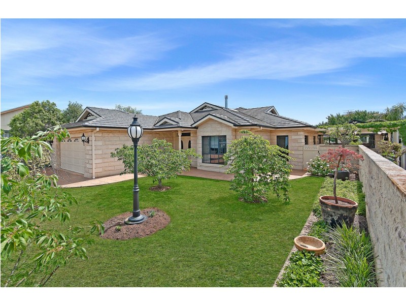 21 Macpherson Street, Hamilton VIC 3300