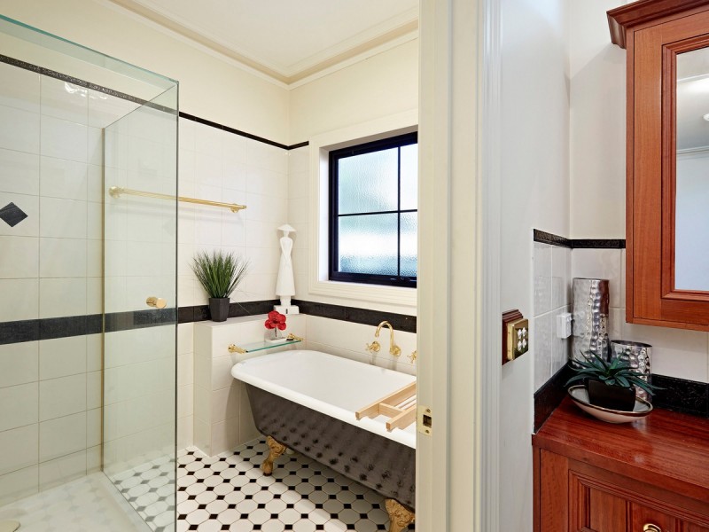 21 Macpherson Street, Hamilton VIC 3300