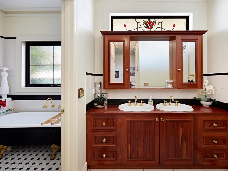 21 Macpherson Street, Hamilton VIC 3300