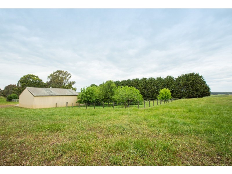 830 Twomeys Bridge Road, Yatchaw VIC 3301