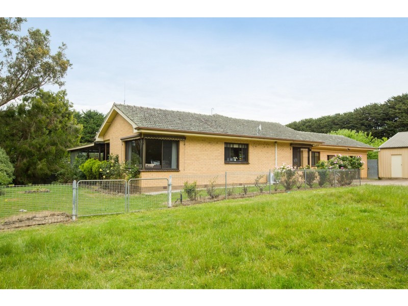 830 Twomeys Bridge Road, Yatchaw VIC 3301