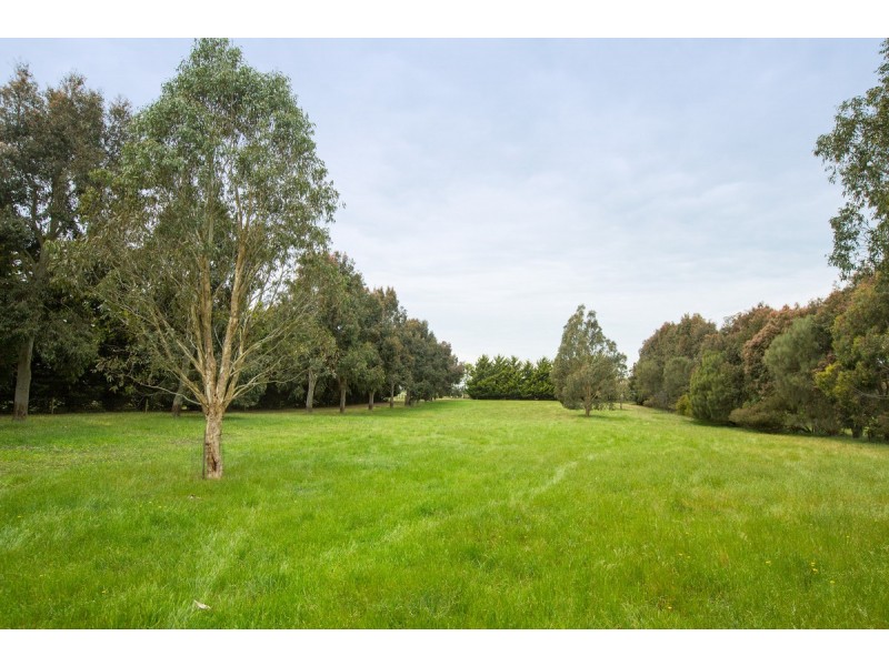 830 Twomeys Bridge Road, Yatchaw VIC 3301