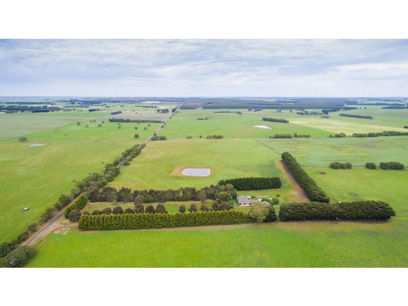 830 Twomeys Bridge Road, Yatchaw VIC 3301