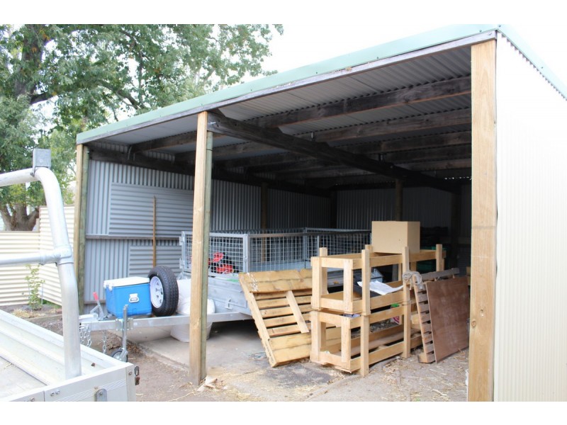 2423 Casterton Naracoorte Road, Warrock VIC 3312