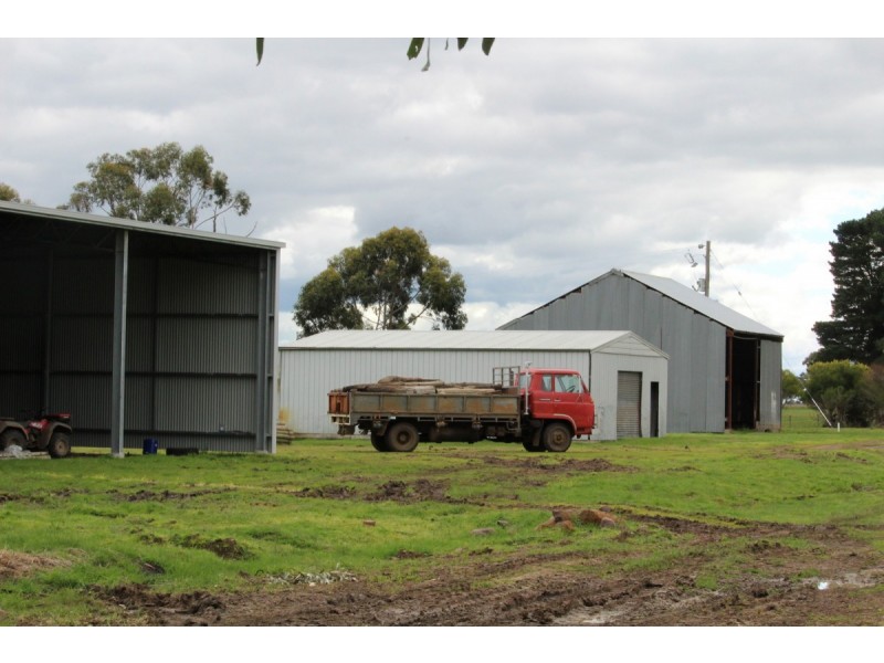 369 Noske Subdivision Road, Hensley Park VIC 3301