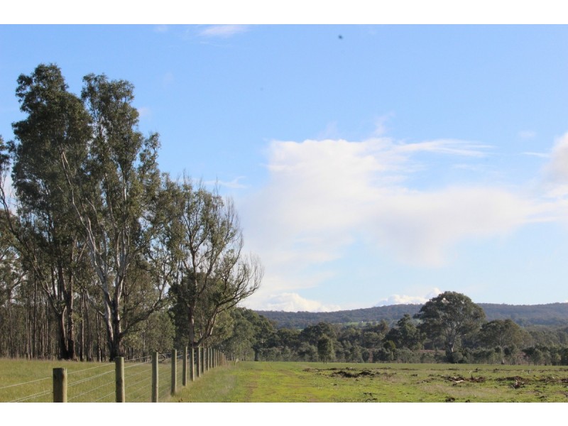 Carters Road, Mooralla VIC 3314