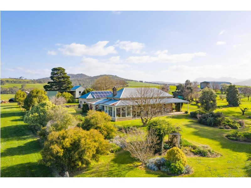 149 Mirranatwa School Road, Mirranatwa VIC 3294