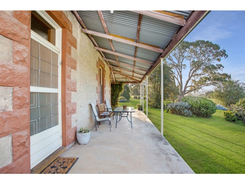 149 Mirranatwa School Road, Mirranatwa VIC 3294