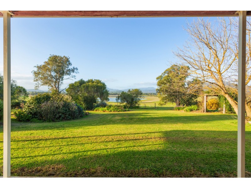 149 Mirranatwa School Road, Mirranatwa VIC 3294