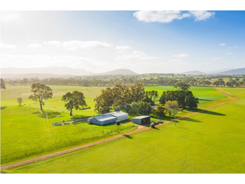 149 Mirranatwa School Road, Mirranatwa VIC 3294