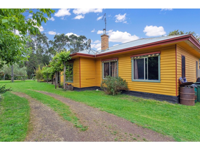 2550 Caramut – Glenthompson Road, Glenthompson VIC 3293