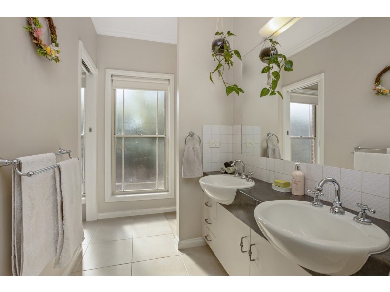 55 Rippon Road, Hamilton VIC 3300