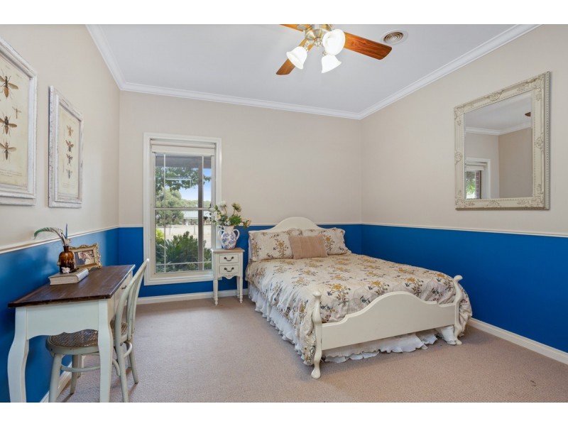 55 Rippon Road, Hamilton VIC 3300