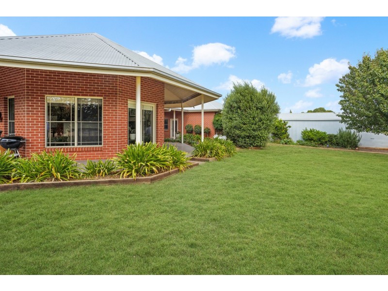 55 Rippon Road, Hamilton VIC 3300