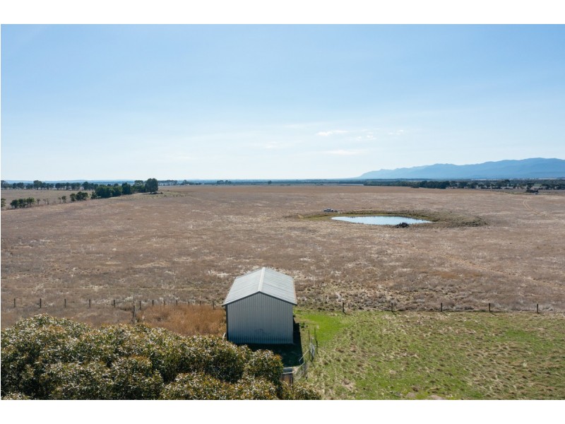 E. Walters Road, Karabeal VIC 3294