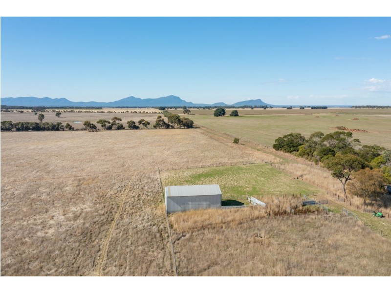 E. Walters Road, Karabeal VIC 3294