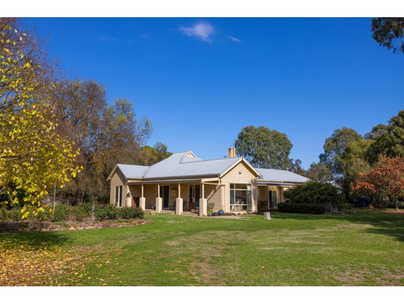 145 Perns Lane, Englefield VIC 3407
