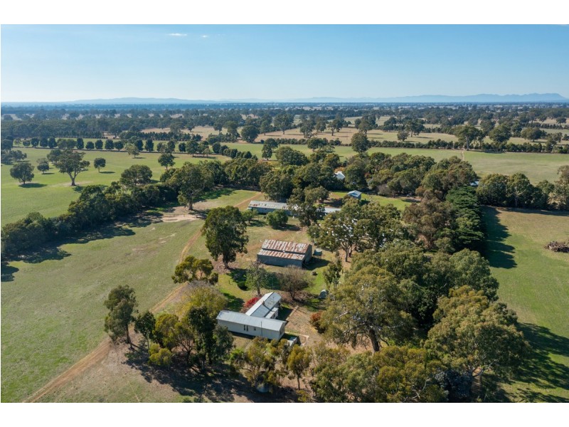 145 Perns Lane, Englefield VIC 3407