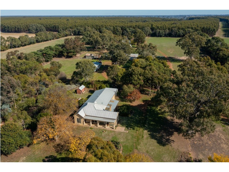 145 Perns Lane, Englefield VIC 3407