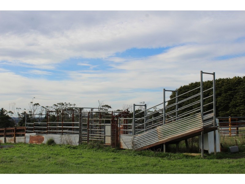 Princes Highway, Drik Drik VIC 3304