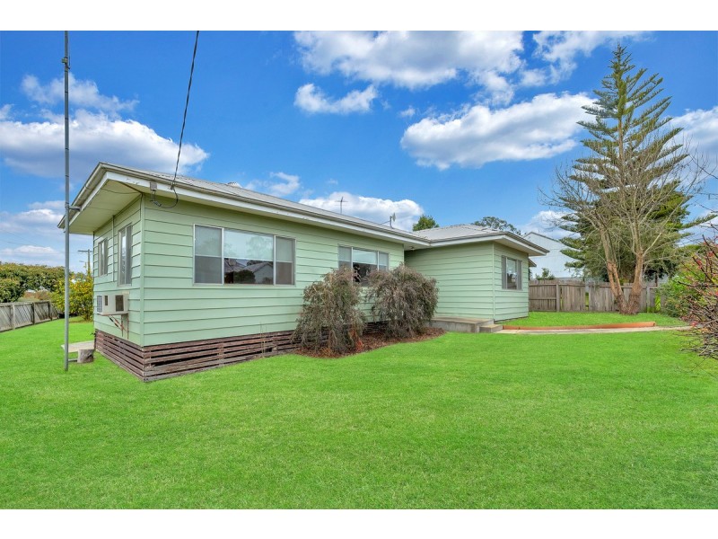 36 Heckfield Street, Macarthur VIC 3286