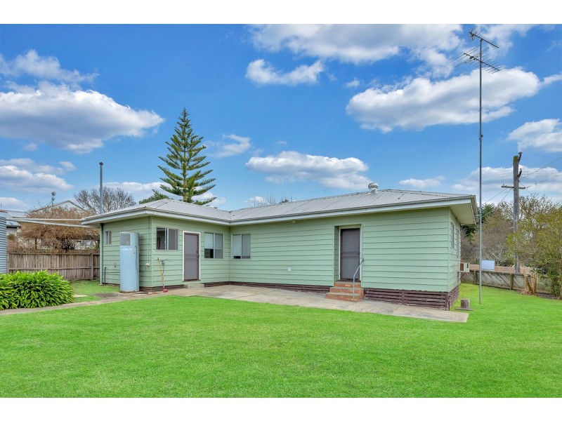 36 Heckfield Street, Macarthur VIC 3286