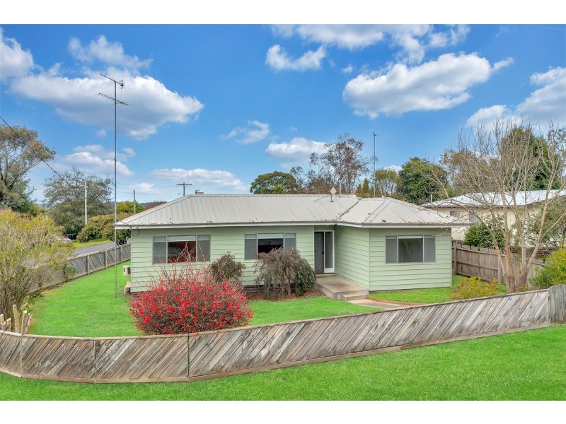 36 Heckfield Street, Macarthur VIC 3286
