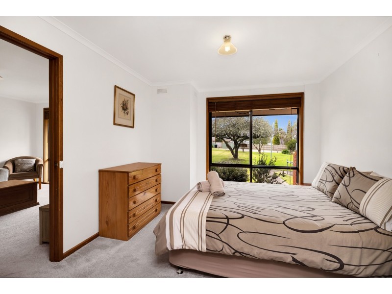 5 Russell Street, Macarthur VIC 3286