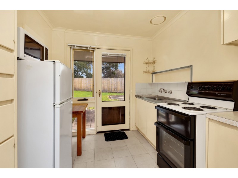 5 Russell Street, Macarthur VIC 3286