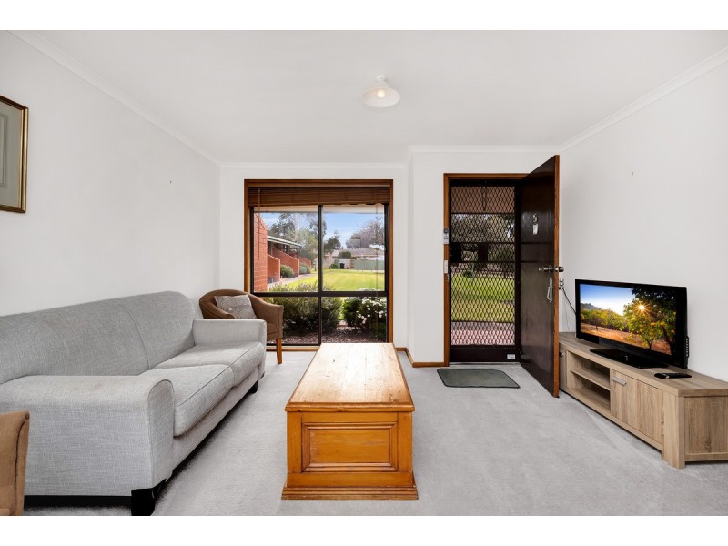 5 Russell Street, Macarthur VIC 3286