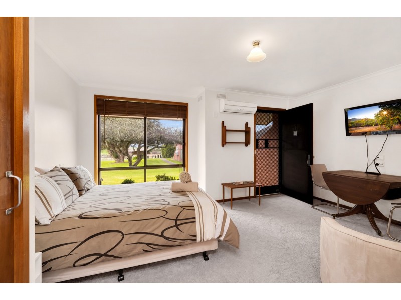 5 Russell Street, Macarthur VIC 3286
